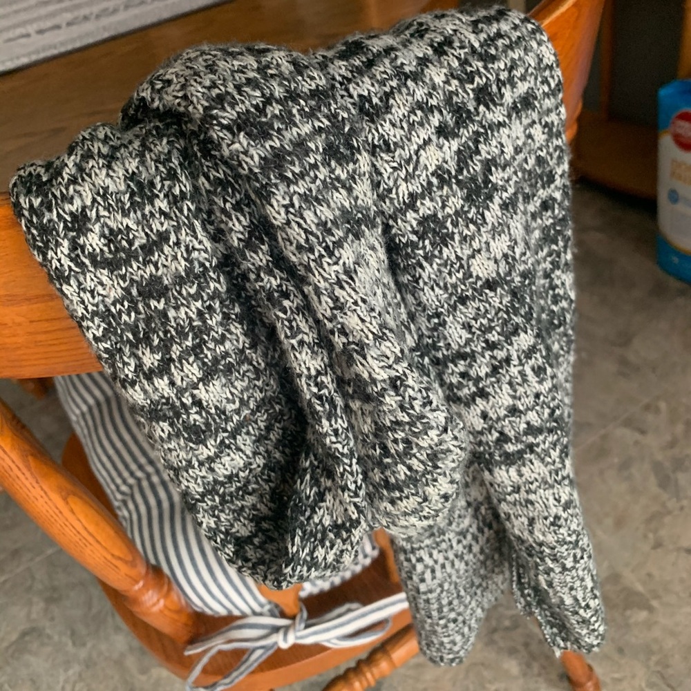 Victoria’s Secret Scarf